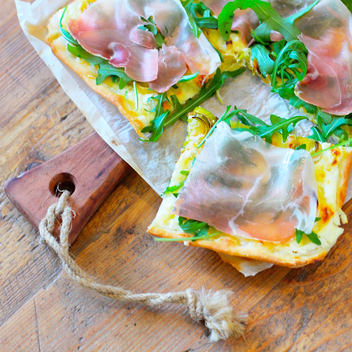 Rezeptbild: Prosciutto Rucola Flammkuchen