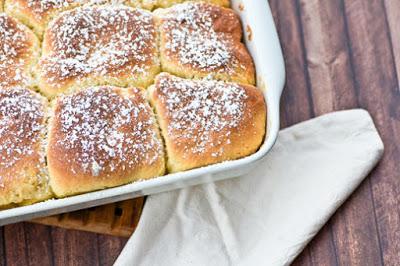 Rezeptbild: Buchteln mit Vanillesauce