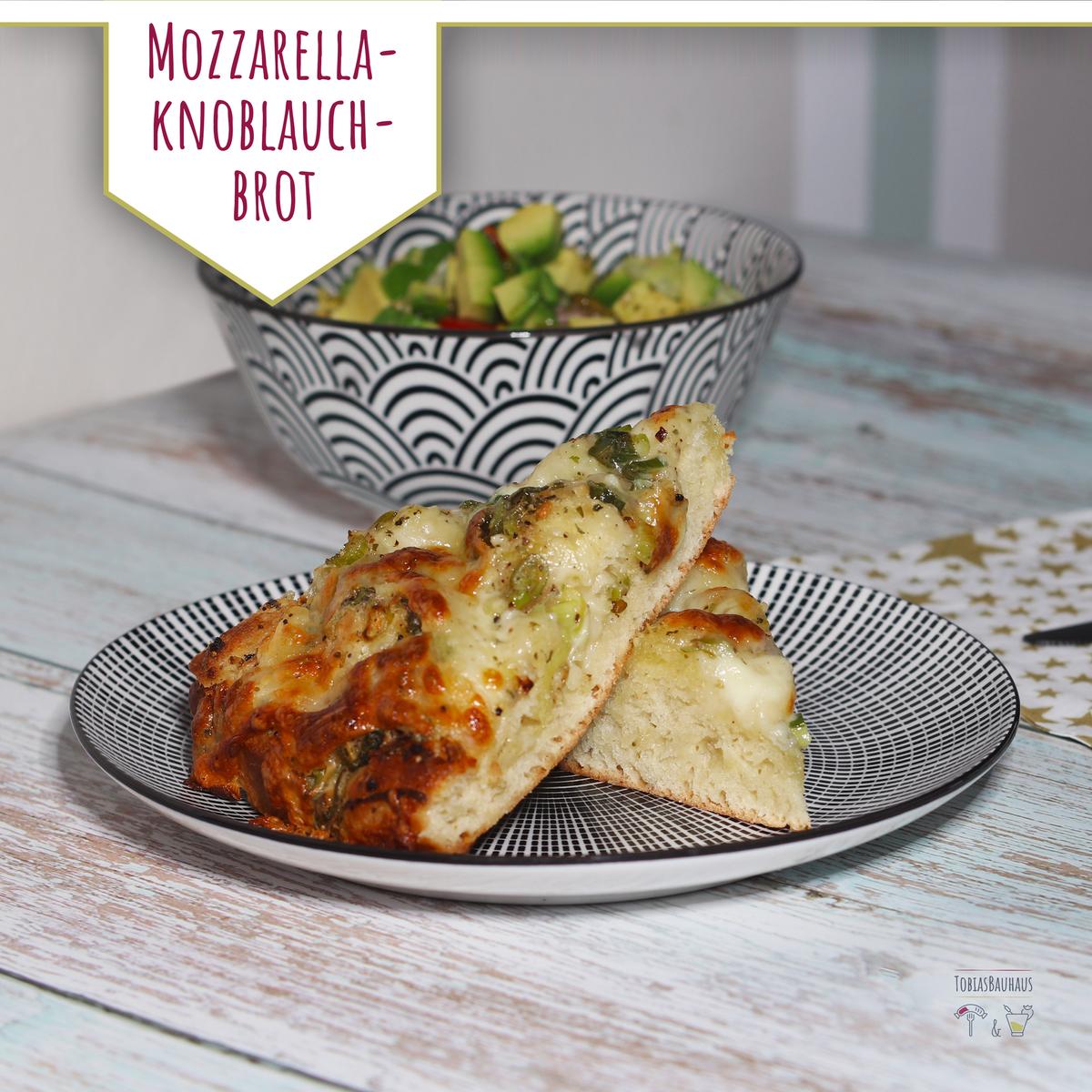 Rezeptbild: Mozzarella-Knoblauch-Brot