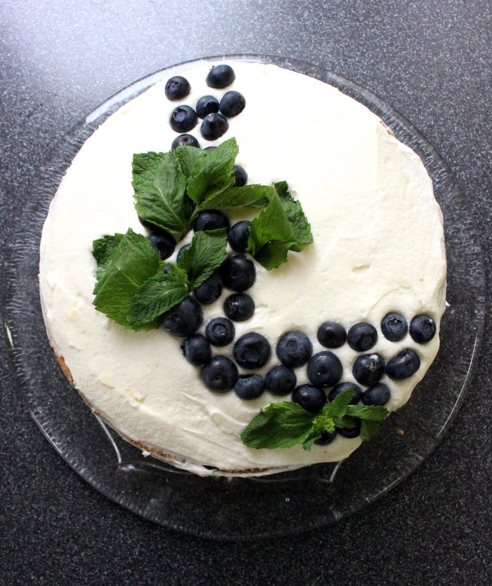 Rezeptbild: Heidelbeer Torte mit Zitronen-Frischkaese Fuellung