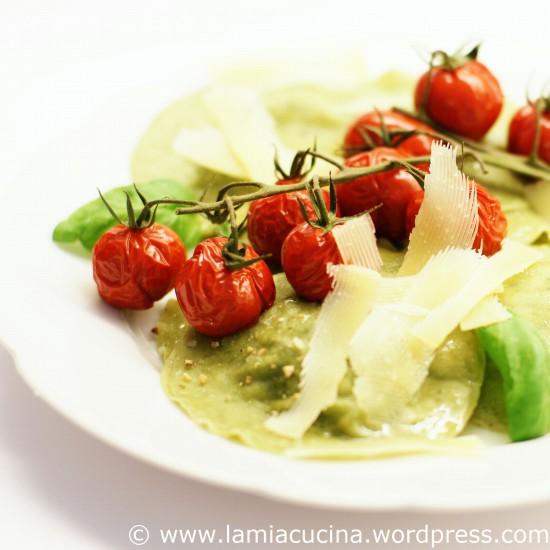 Rezeptbild: Ravioli gefüllt mit Zucchini