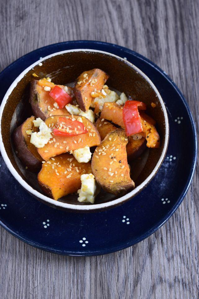 Rezeptbild: Süßkartoffel mit Paprika und Fetakäse aus dem Ofen