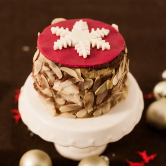 Rezeptbild: Weihnachtliche Eierlikör-Cafe Mousse au Chocolat Törtchen