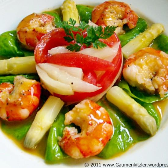 Rezeptbild: Scampi mit Spargel Vanille Salat