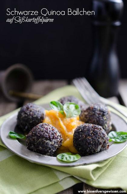 Rezeptbild: Schwarze Quinoa Bällchen auf Süßkartoffelpüree