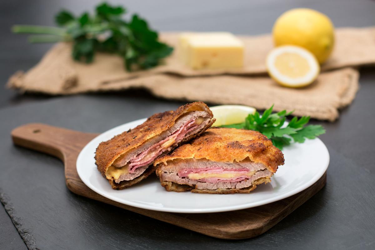 Rezeptbild: Cordon Bleu: Kalbsschnitzel mit Käse & Kochschinken