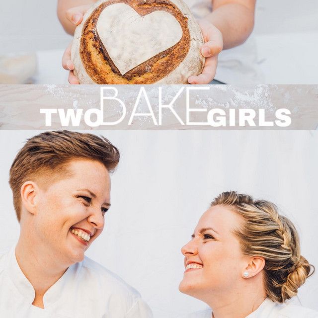 Podcast Logo Two bake girls