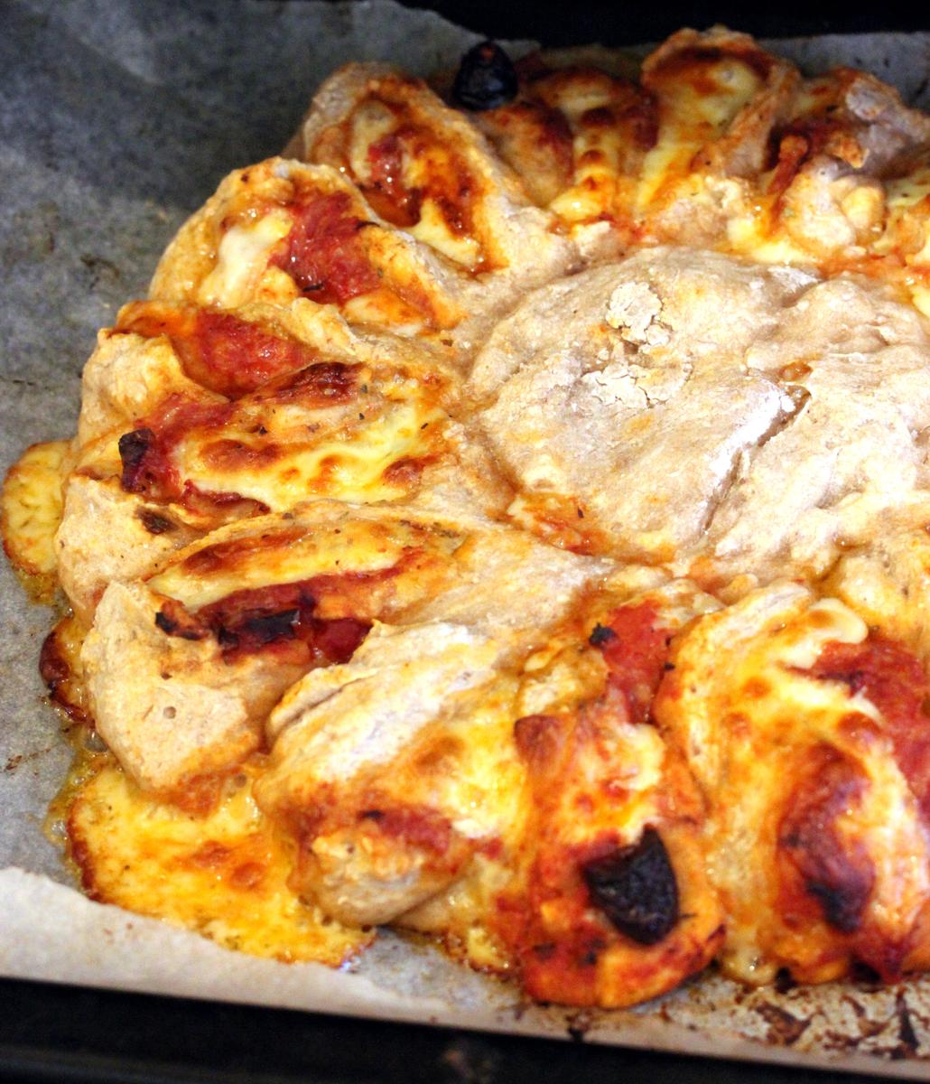 Rezeptbild: Pizza-Sonne Rupfbrot