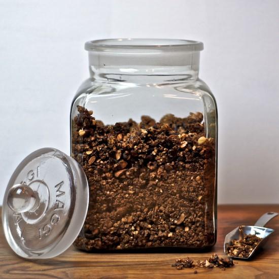 Rezeptbild: Knuspermüsli mit Nüssen, Kakao Nibs und Schokolade