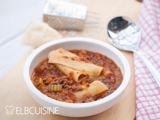 Rezeptbild: Lasagnesuppe – ein herzhafter Genuss in neuer Form!