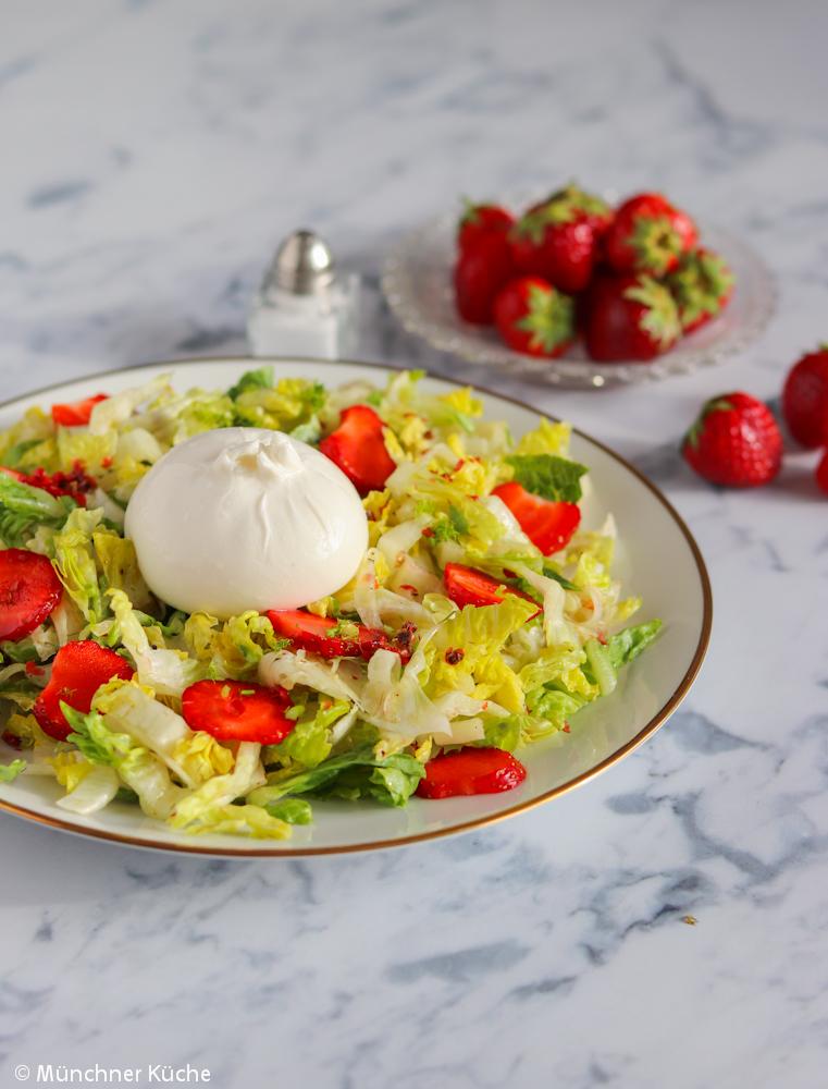 Rezeptbild: Erdbeer-Fenchel-Salat mit Burrata