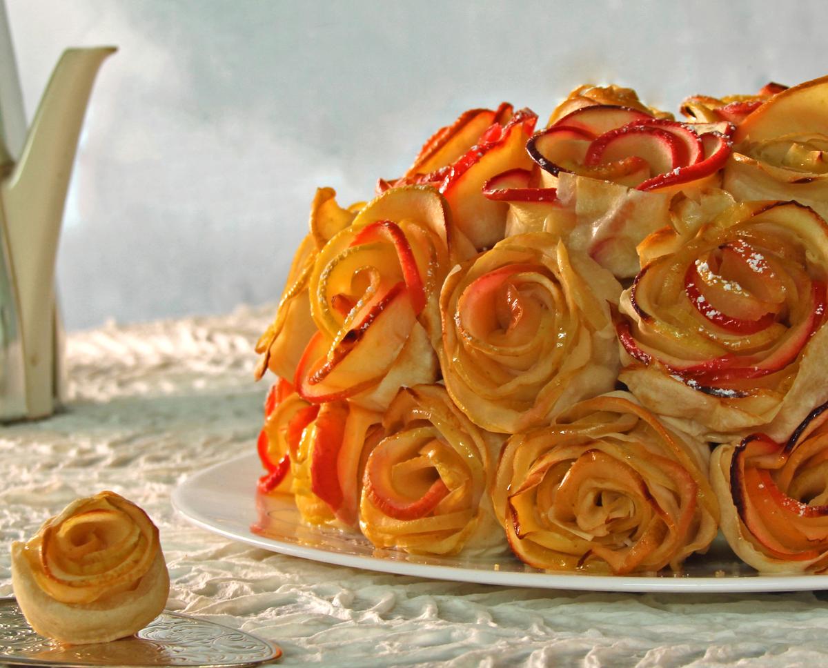 Rezeptbild: Apfelrosen-Quitten Torte
