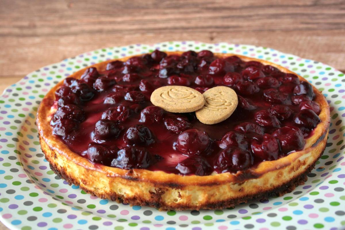 Rezeptbild: Kirsch-Käsekuchen mit Kaffee-Boden