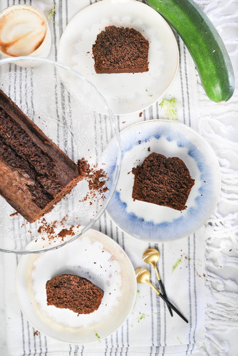 Rezeptbild: Super saftiger Schokoladenkuchen mit Zucchini
