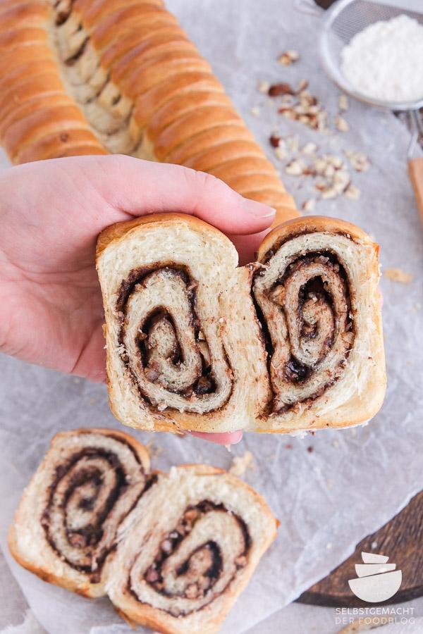 Rezeptbild: Hefezopf mit Schokofüllung