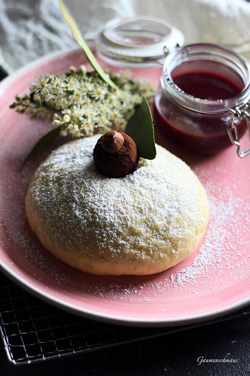 Rezeptbild: Dinkel-Germknödel & Tonkabohne