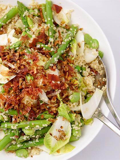 Rezeptbild: Quinoa Salat mit Erbsen, Spargel und Dicke Bohnen