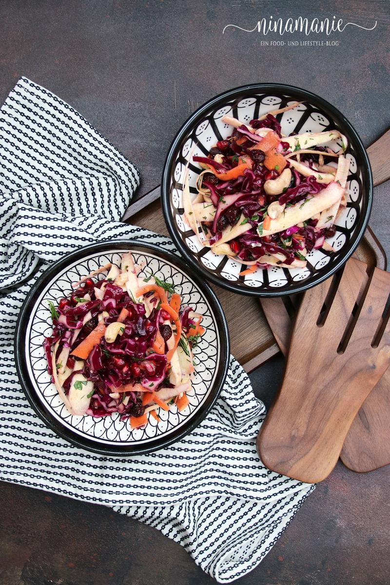 Rezeptbild: Wurzelgemüse-Salat mit Granatapfelkernen aus dem Kochbuch „Vegetariana“