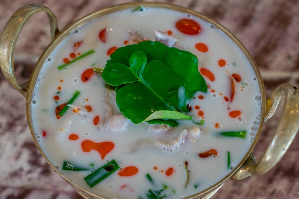 Rezeptbild: Tom Kha Gai Rezept – der thailändische Suppenklassiker