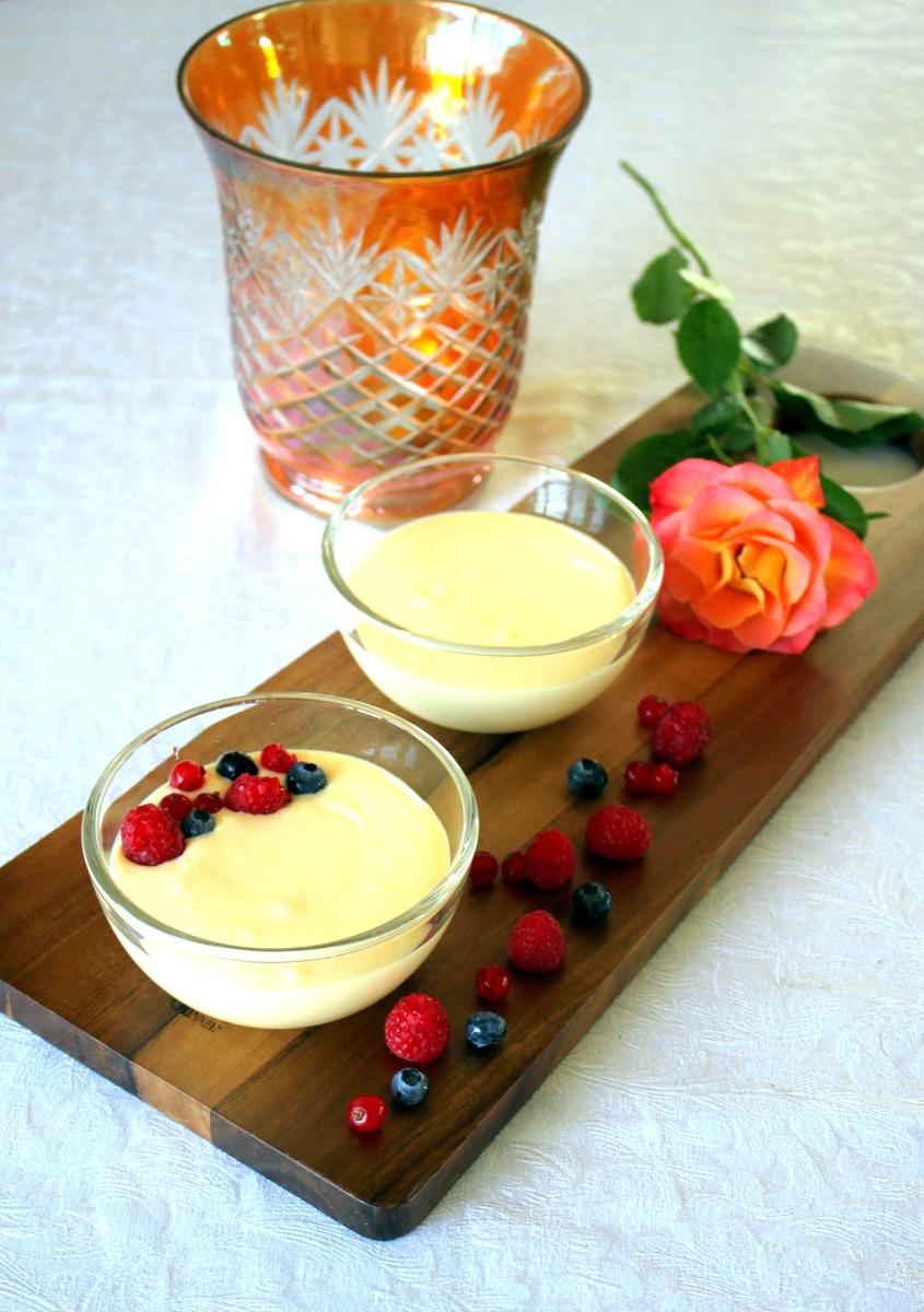 Rezeptbild: Mascarpone Creme mit Beeren