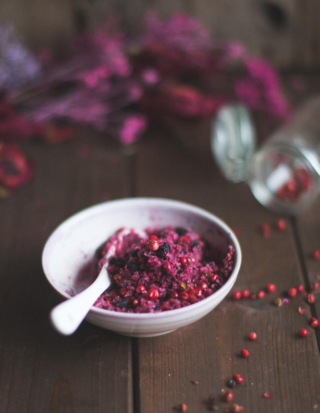 Rezeptbild: Salz mit Pfefferbeeren und Rote Bete