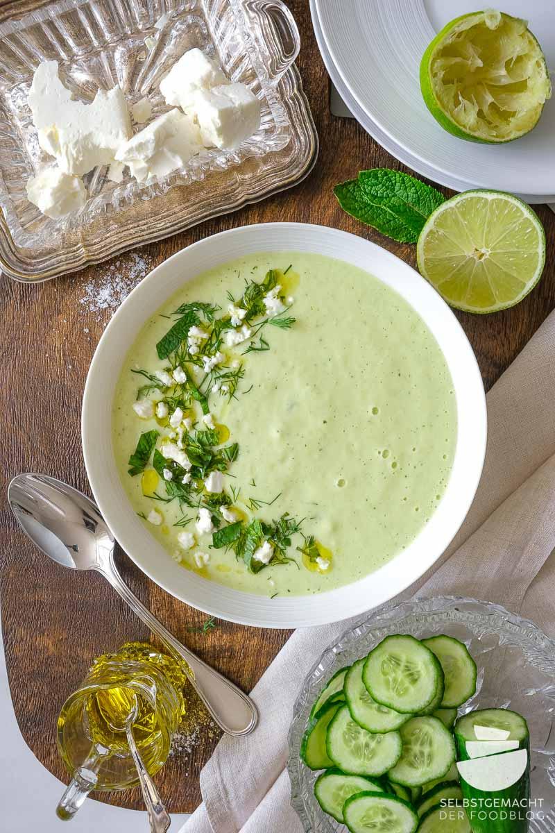 Rezeptbild: Kalte Avocado Gurken Suppe