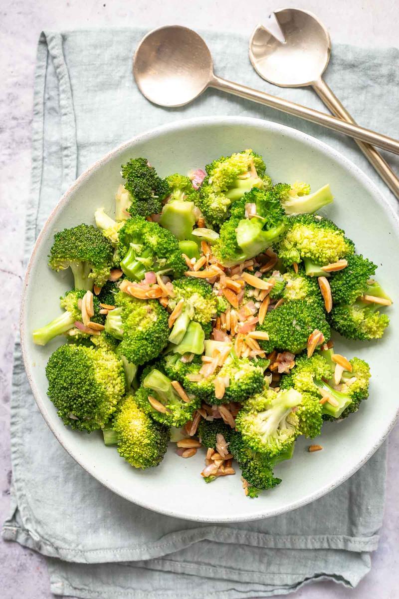 Rezeptbild: Asiatischer Brokkoli-Salat