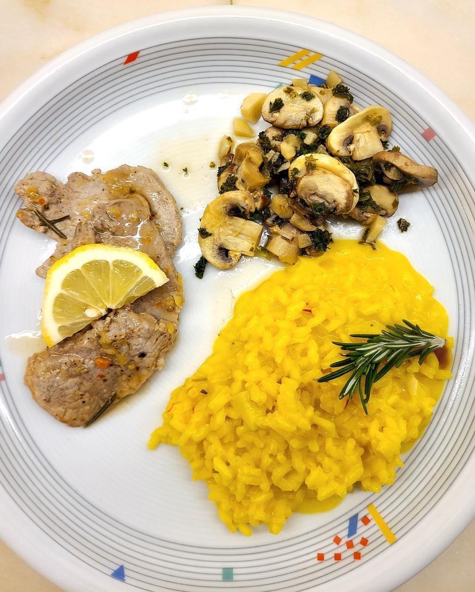 Rezeptbild: Risotto con Scaloppine al Limone e Funghi Trifolati