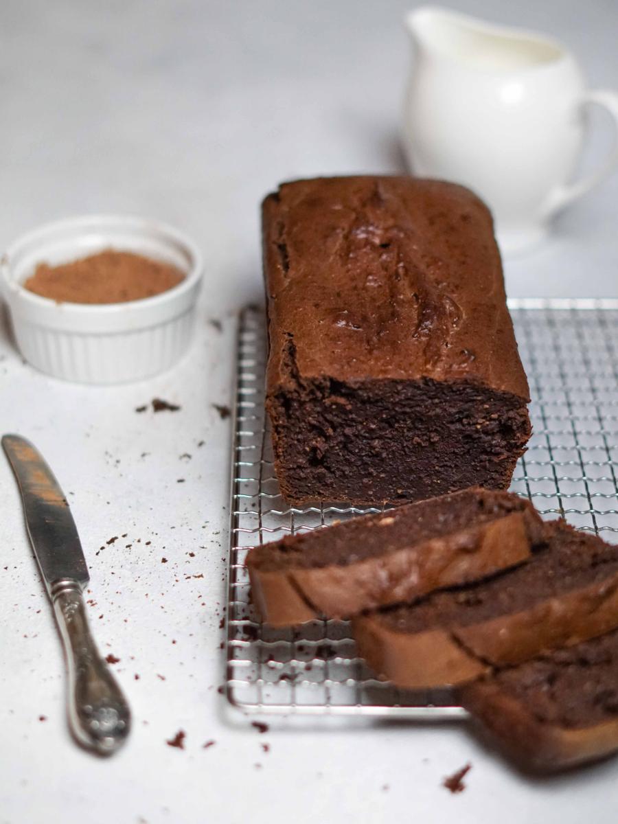Rezeptbild: Schokoladen Kürbis Kuchen – herbstlich, schnell und gesund