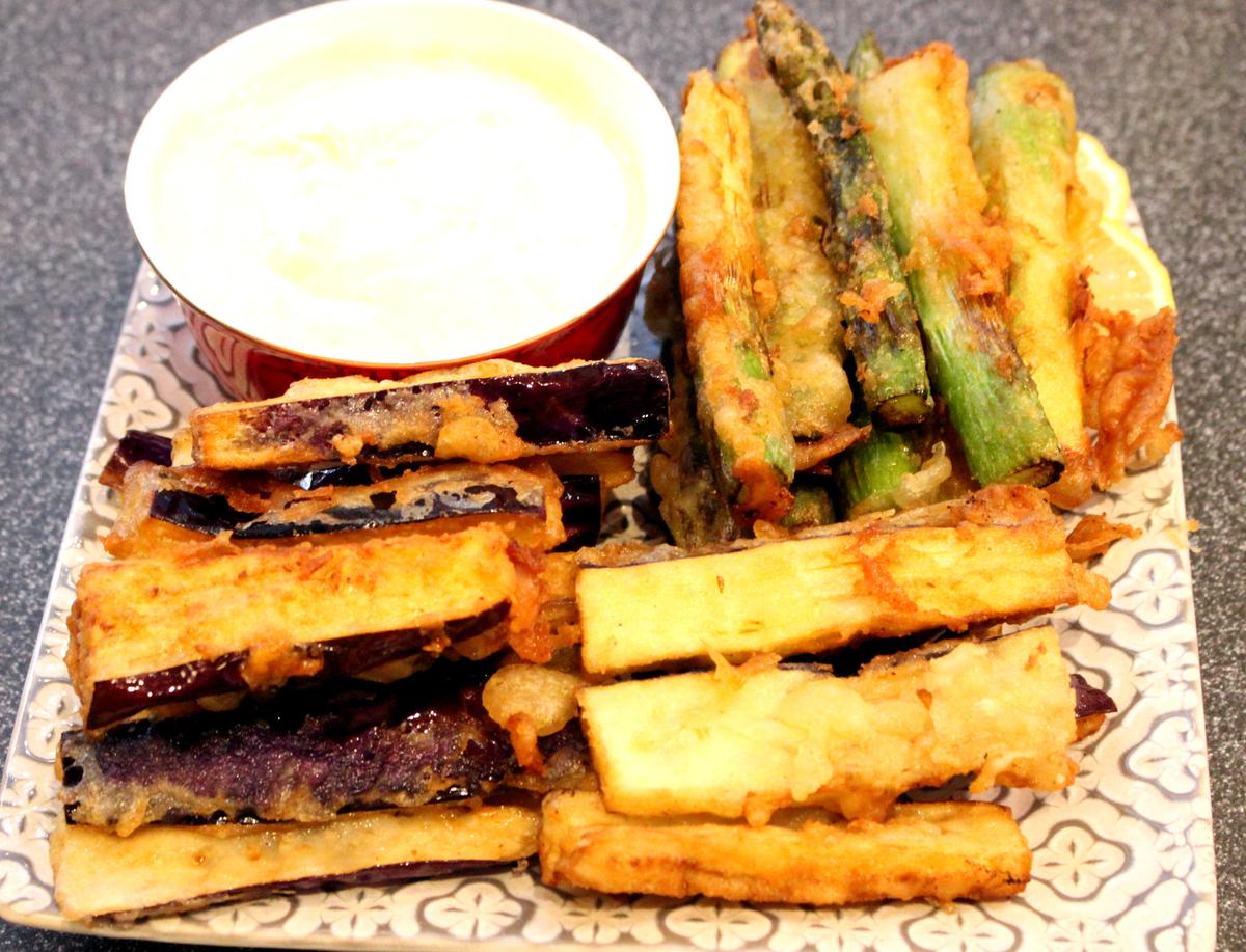 Rezeptbild: Spargel und Auberginen Tempura