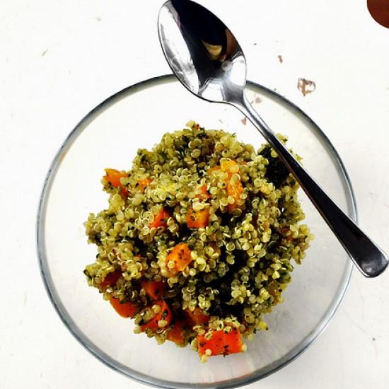 Rezeptbild: Quinoa Salat mit Chimichurri