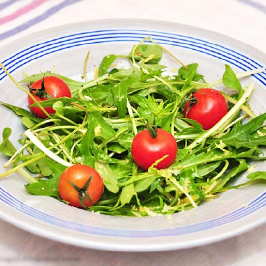 Rezeptbild: Minzuna-Postelein Salat mit Zitronendressig