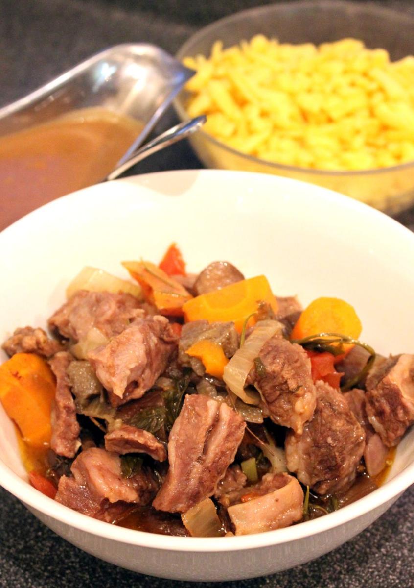 Rezeptbild: Rinderrippen Gulasch SlowCooker