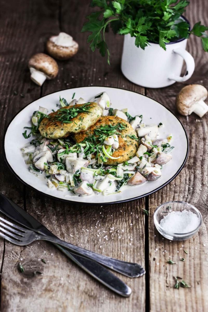 Rezeptbild: Vegane Semmelknödel aus der Pfanne