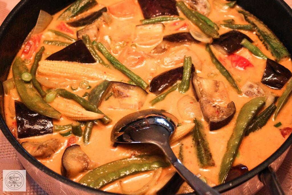 Rezeptbild: Thai Suesskartoffel und Gemuese Curry