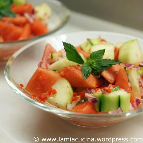 Rezeptbild: Salat aus Wassermelone, Gurke und Zwiebeln