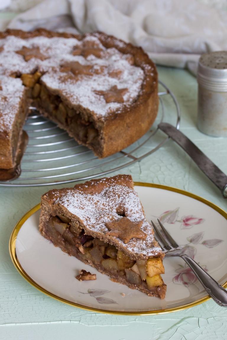 Rezeptbild: Gedeckter Apfel-Birnen-Kuchen mit Maronenmehl (vegan)