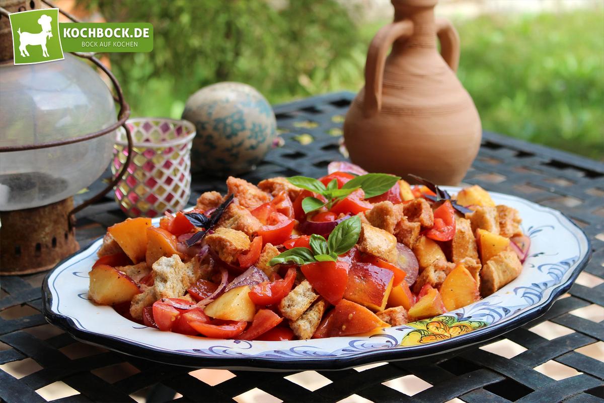 Rezeptbild: Panzanella - toskanischer Brotsalat