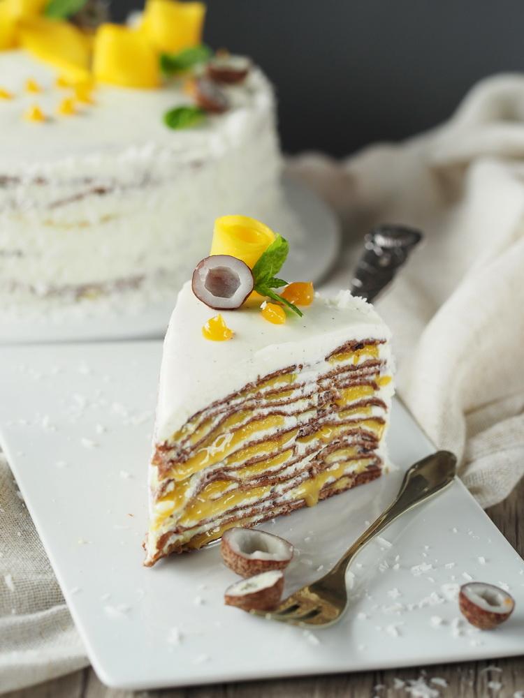 Rezeptbild: Mango-Crêpe-Torte mit Maracuja und Schokolade