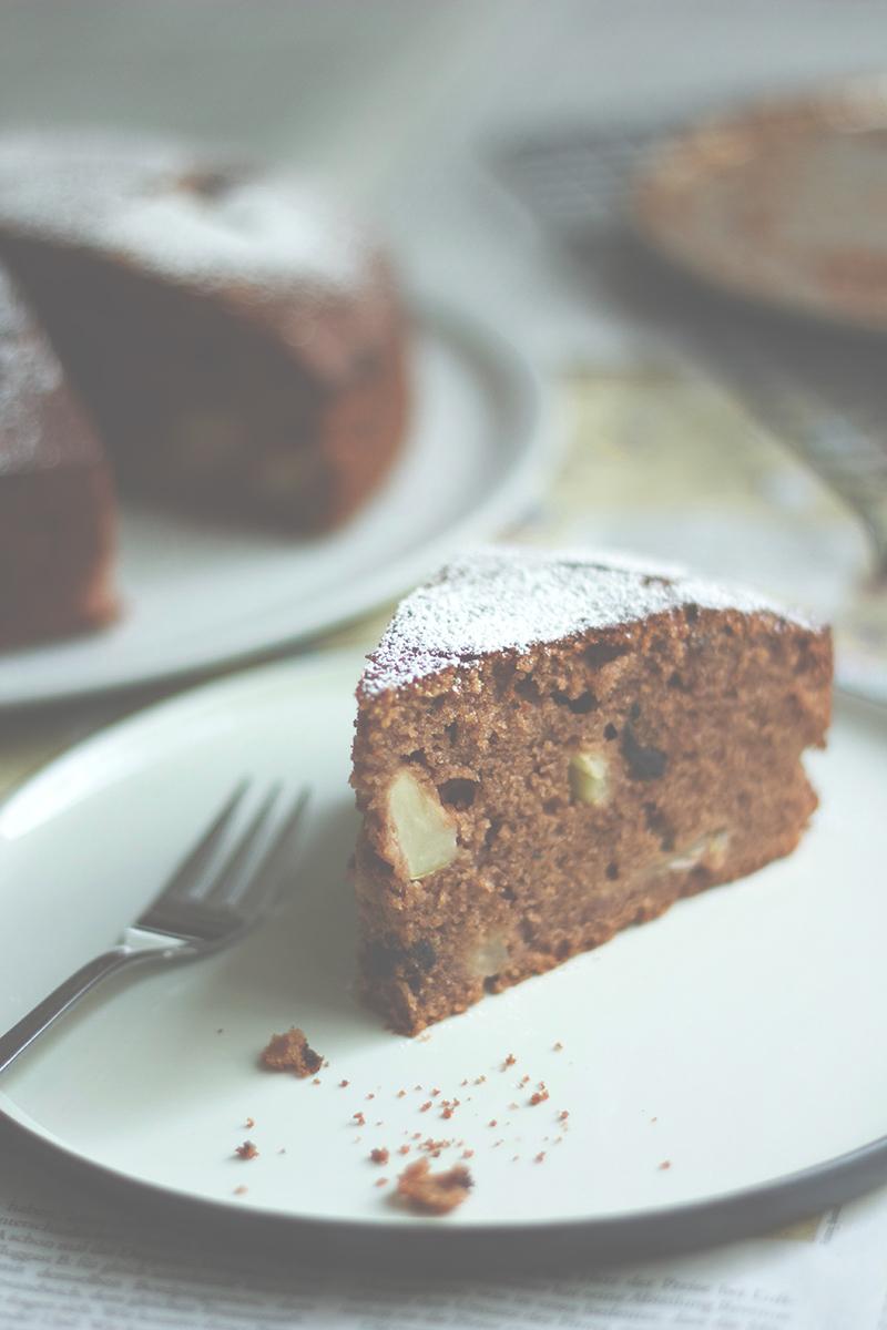 Rezeptbild: Saftiger Apfel-Schokoladenkuchen mit Quittenlikör