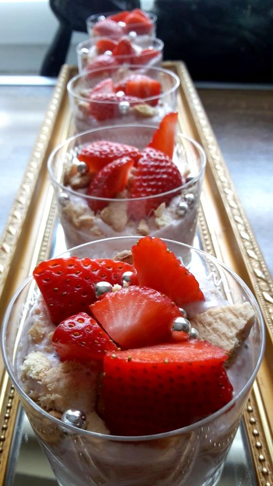 Rezeptbild: Strawberry-Cheesecake im Glas