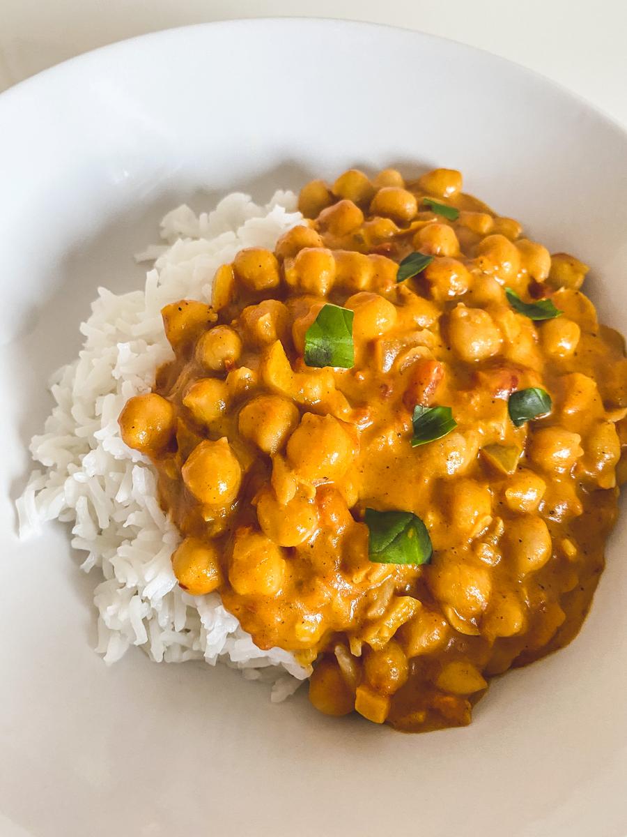 Rezeptbild: Veganes Kichererbsen-Curry mit Kokosmilch