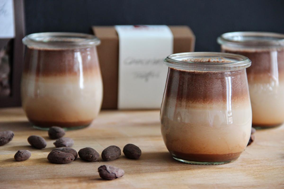 Rezeptbild: Selbstgemachter Schokoladenjoghurt