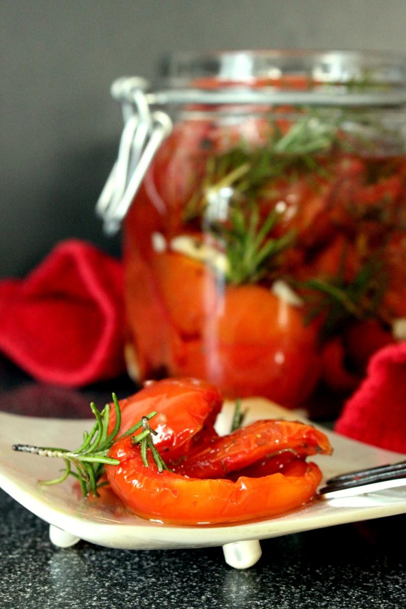 Rezeptbild: Halb getrocknete Tomaten in Olivenoel