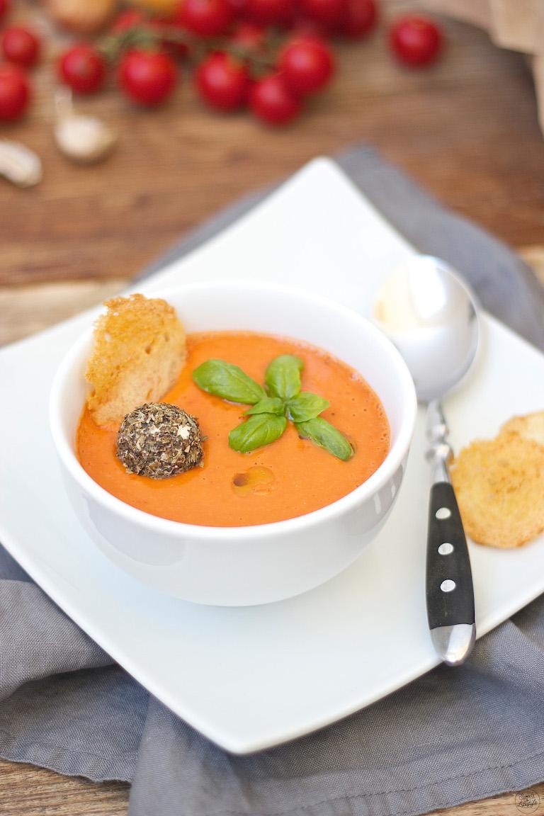 Rezeptbild: Kalte Tomaten-Gurken-Suppe