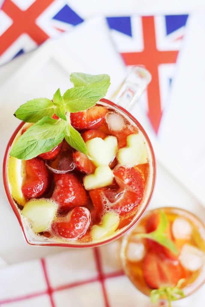 Rezeptbild: Sommerlicher Erdbeer-Pimm's - so britisch wie die Queen!