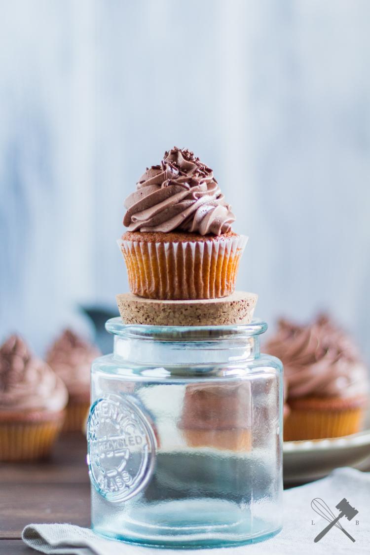 Rezeptbild: 5-Spices Cupcakes mit Schokotopping 