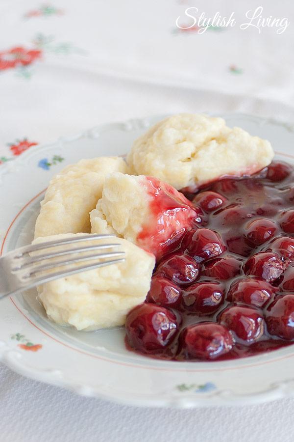 Rezeptbild:  Kirschsuppe mit Mehlklößchen