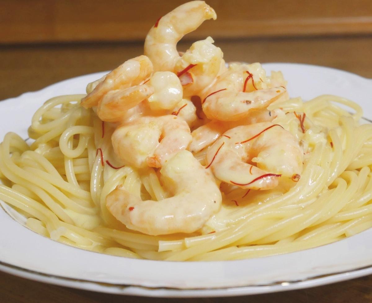 Rezeptbild: Safran-Spaghetti mit Garnelen