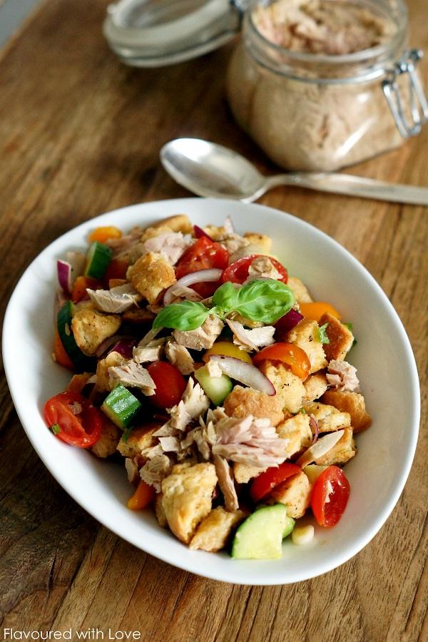 Rezeptbild: Panzanella mit Thunfisch